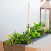 Load image into Gallery viewer, 14 x 108 in. Organza Table Runner