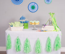 Load image into Gallery viewer, Pastel Tissue Paper Tassel (4 Colors)