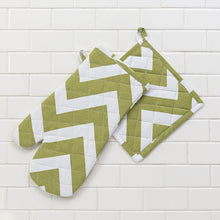 Load image into Gallery viewer, Chevron Cotton Oven Mitt / Pot Holder Set 4 Pack (8 Colors)