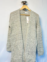 Load image into Gallery viewer, Womens Cardigan (2 Colors)
