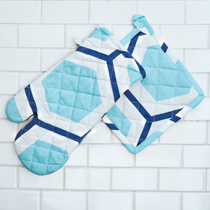 Honeycomb Cotton Oven Mitt / Pot Holder Set 4 Pack Light Blue & White