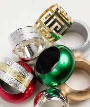 Load image into Gallery viewer, Acrylic Napkin Rings 4/Pack (2 colors)
